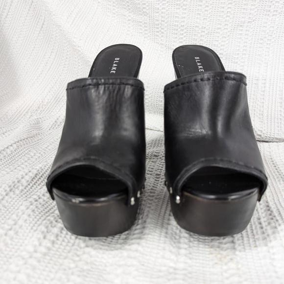 NWOT! BLAKE SCOTT! BLACK LEATHER SILVER STUDDED PLATFORM CLOGS! SZ 7.5M - Picture 3 of 8